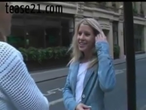 Smokin hot chick in nice linger ... free