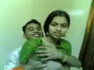 Desi Beautiful Indian Girl Fucking UPORNX.COM free