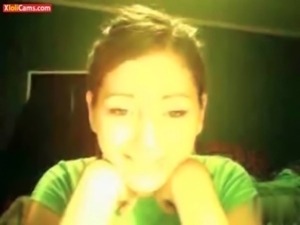 Amateur Webcam Girl Showing Her Body On Webcam free