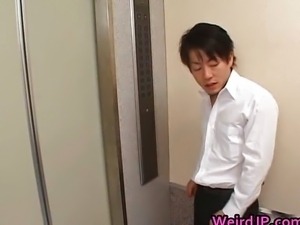 Asian models are fucked in an elevator 8