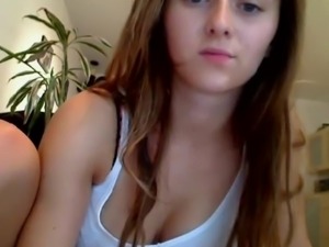 hot chick masturbates on webcam 30