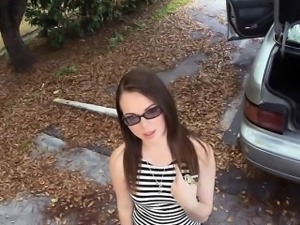 Crazy chick tries to pawn high powered weapons n gets fucked