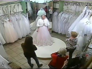 spy camera in the salon of wedding dresses 7 (sorry no sound