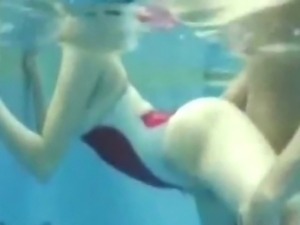 Japanese  fuck inside a popular swimming pool