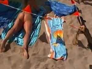 french slutwife lisa naked on the beach