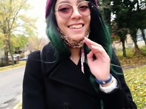 Amateur teen outdoor blowjob