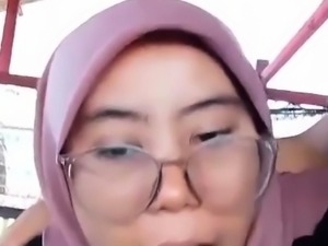 Jilbab Kocokin Pacar